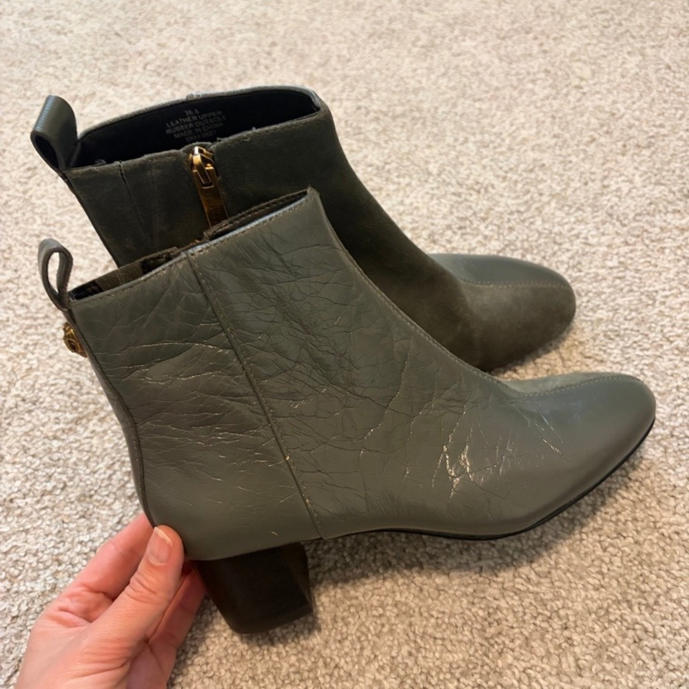 Kurt Geiger Block Heel Booties Womens 6 EU 36.5 Gray Leather Classic Capsule